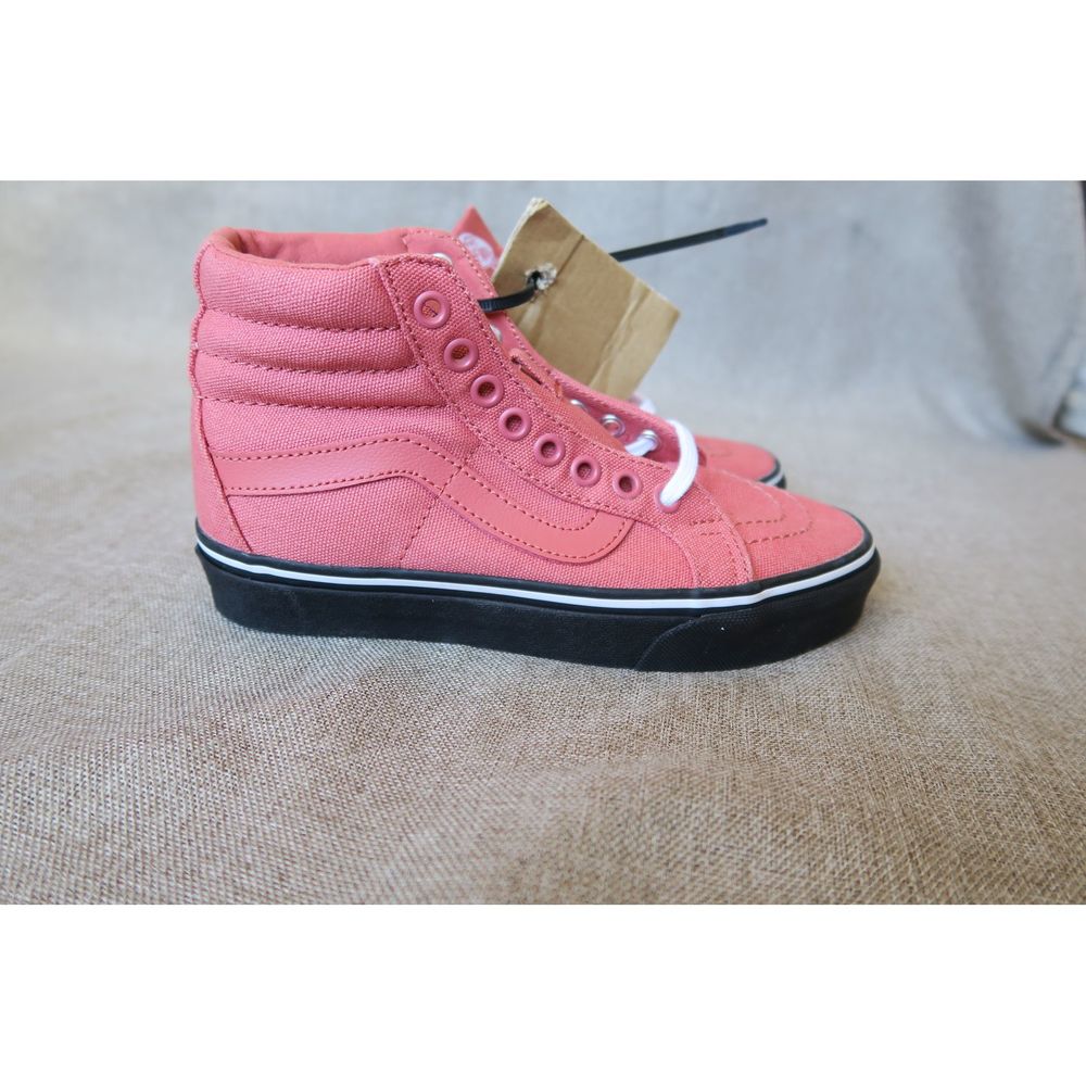 NWT Vans Unisex Sk8-Hi Reissue